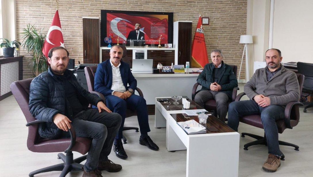 Şube müdürümüz Mehmet Ali DURSUN Mudanya Mesleki ve Teknik Anadolu Lisemizi ziyaret etti. 