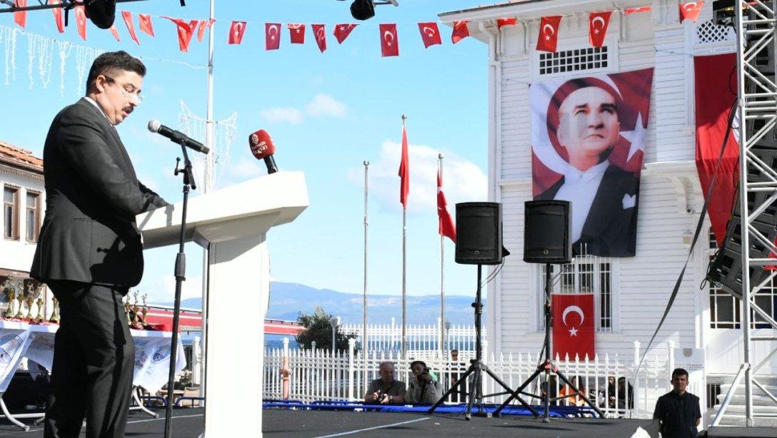 Mudanya Mütarekesinin 101.yıl dönümü Kaymakamımız Sayın Ayhan TERZİ' nin ve vatandaşlarımızın katılımı ile Mütareke Meydanında yapılan etkinliklerle coşkuyla kutlandı.