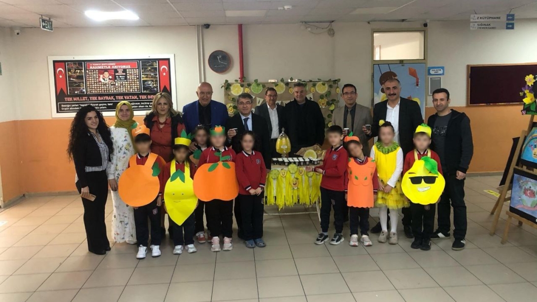 Sağlıklı Beslenme sloganı ile yola çıkılan projede ilçemiz Mütareke ilkokulu öğrencilerinin sunum ve ürün sunumuna katılım sağlandı. 
