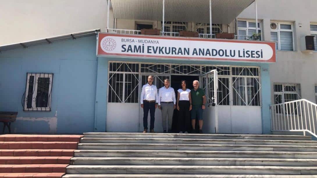 İlçe müdürümüz Sn. Suat TOPAL ilçemiz Sami Evkuran Anadolu Lisesi'nde incelemelerde bulundu.